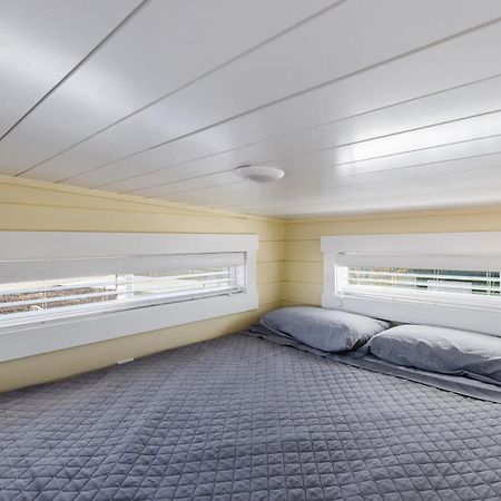 Ruby Red Tiny Home Apple Valley 外观 照片